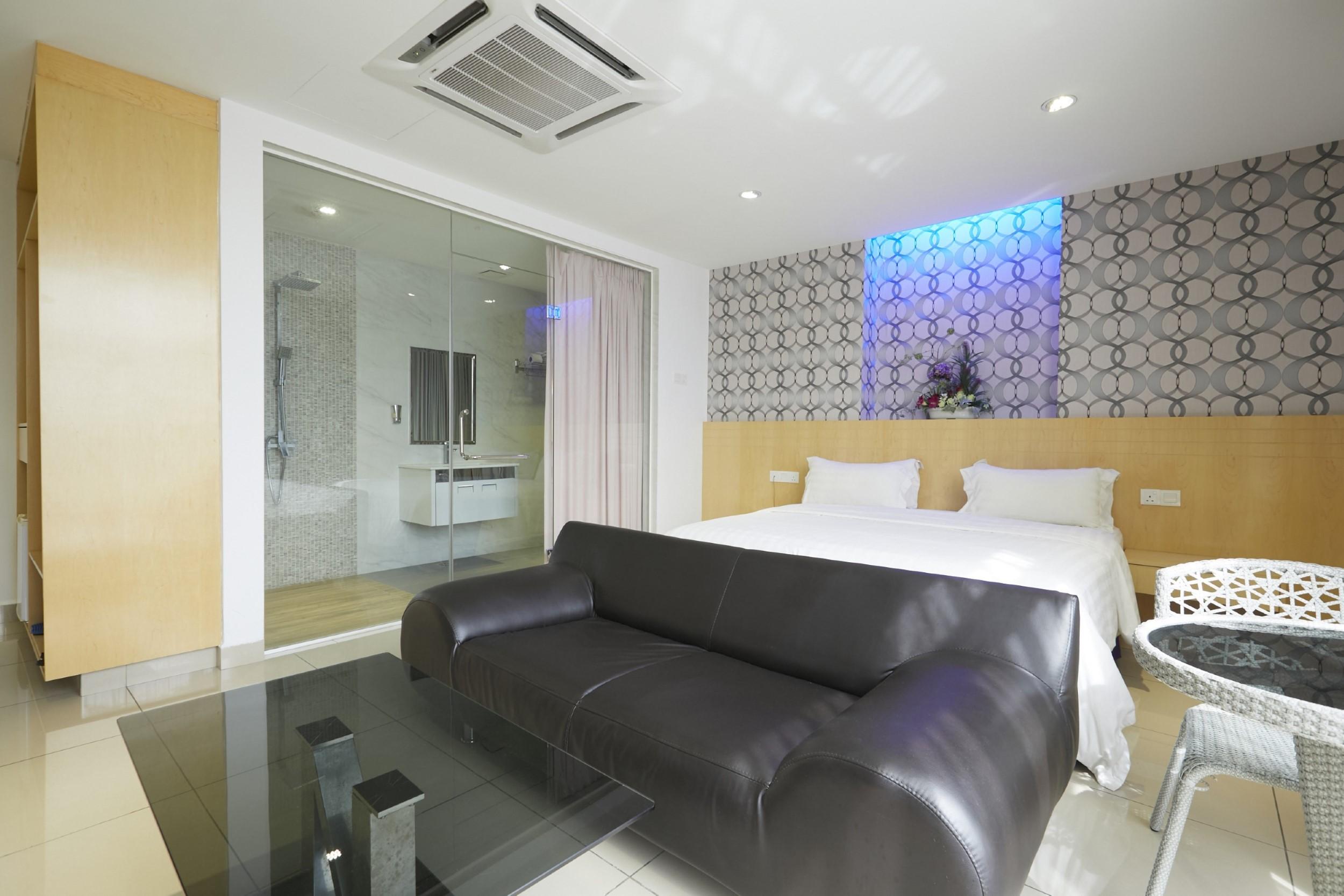 East Sun Hotel 3*