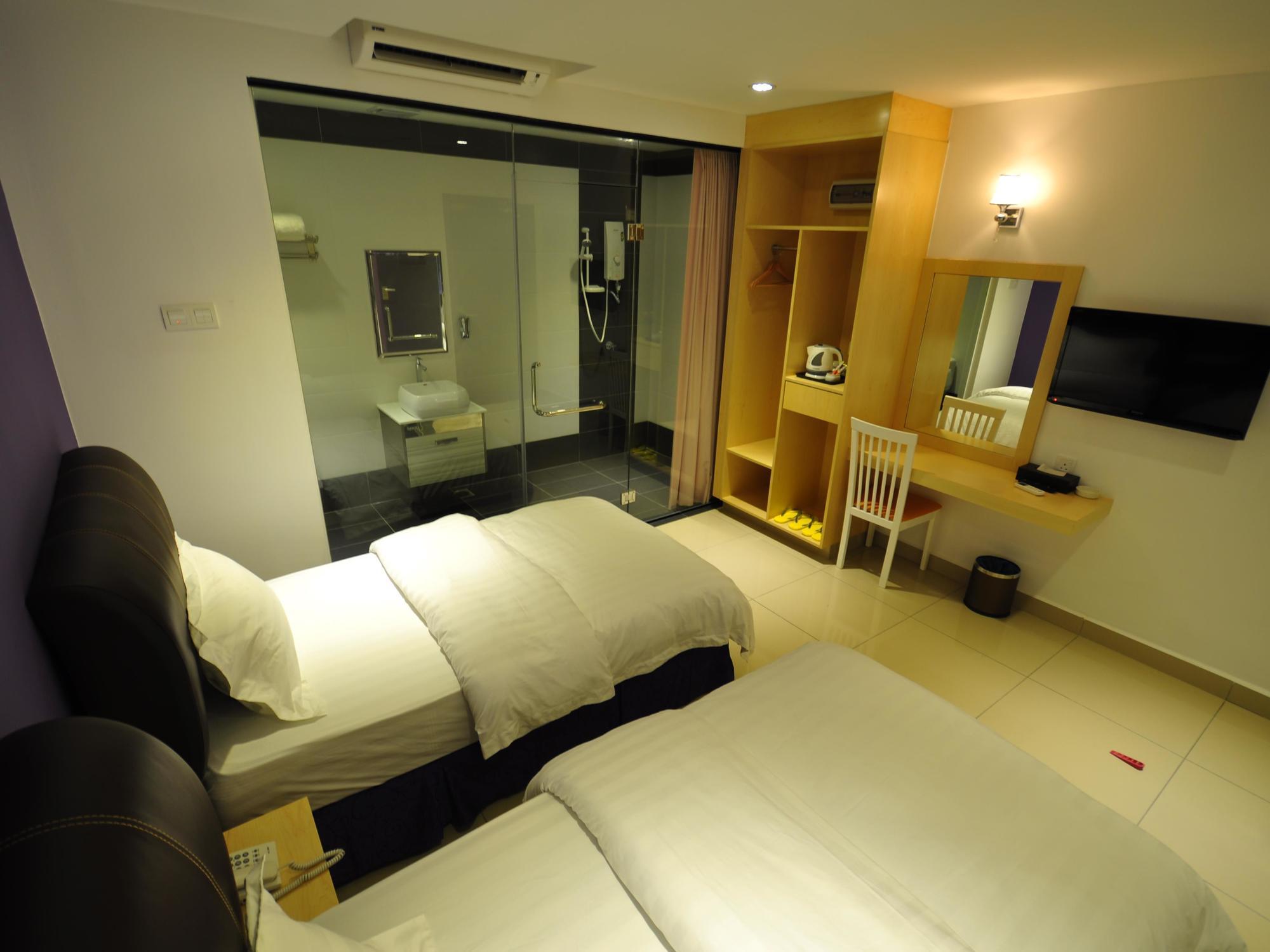 East Sun 3*