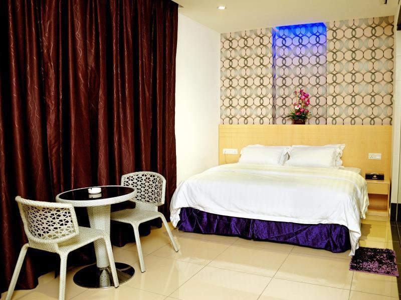 Hotel East Sun 3*